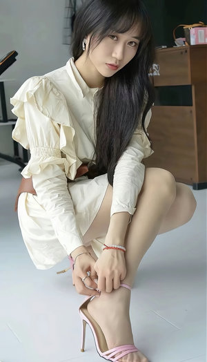 乱亲H女秽乱常伦强强和苹苹